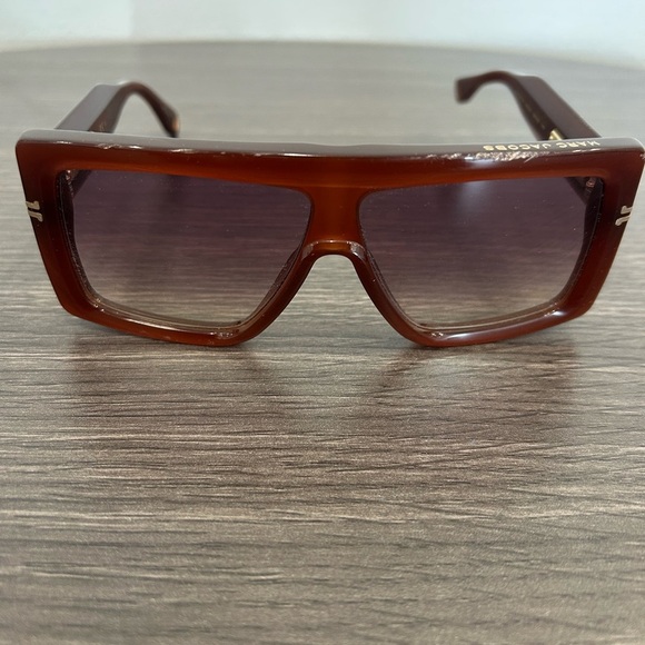 Marc Jacobs Gradient Brown Square Women’s Sunglasses - Picture 8 of 9